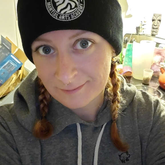 Jen here, pleased to meet you! - Picture 7 of 7